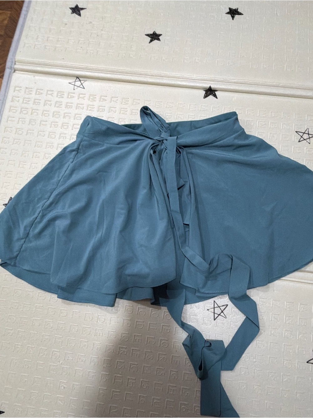 HALARA Teal Tie-Waist Flow Skort